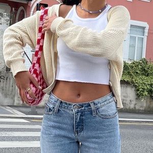 Meet your Posher, Ella